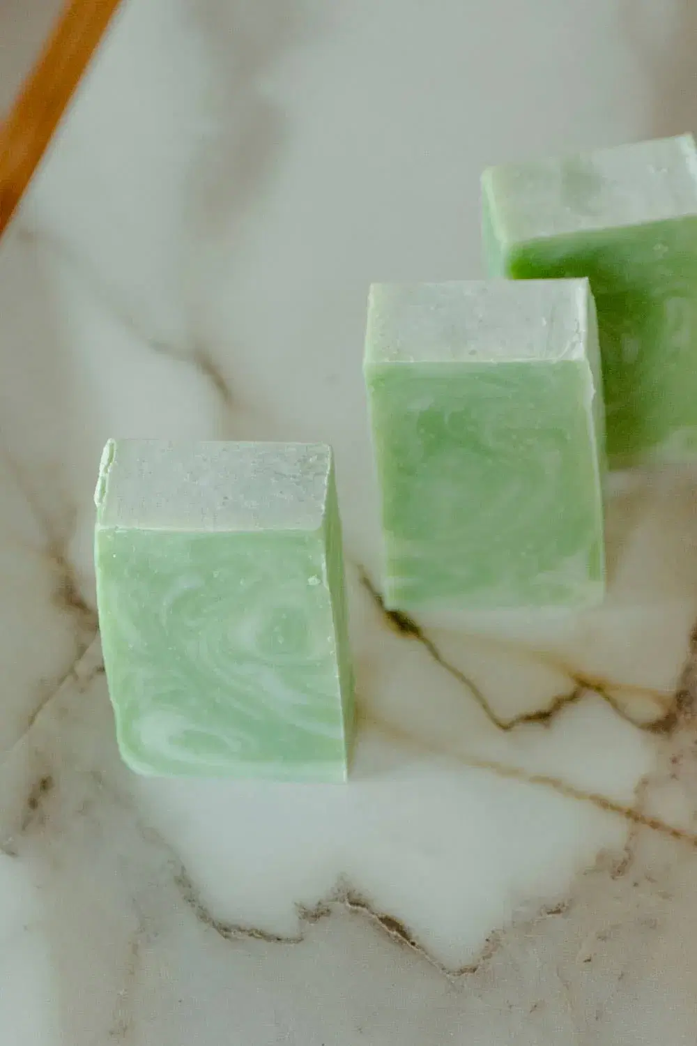 Moisturizing Vegan Body Wash - Aloe & Coconut Milk - Image 3