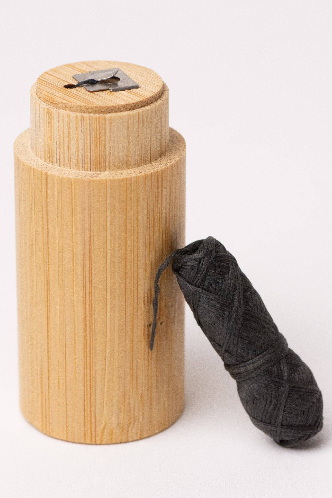 Charcoal Floss - Bamboo Holder - Unpackaged - No Tox Life